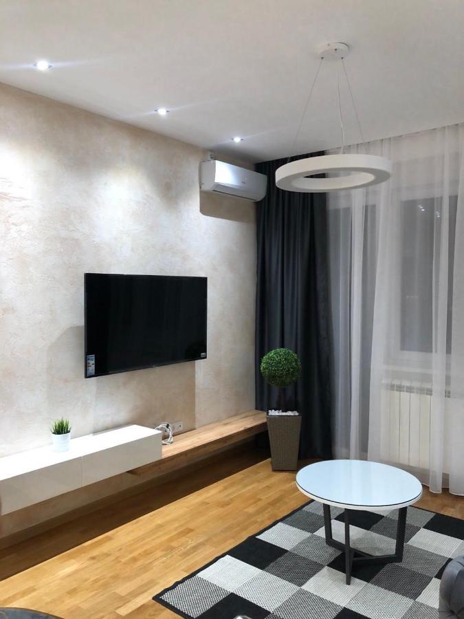 Lux Apartman 33 Κραγκούγιεβατς Εξωτερικό φωτογραφία